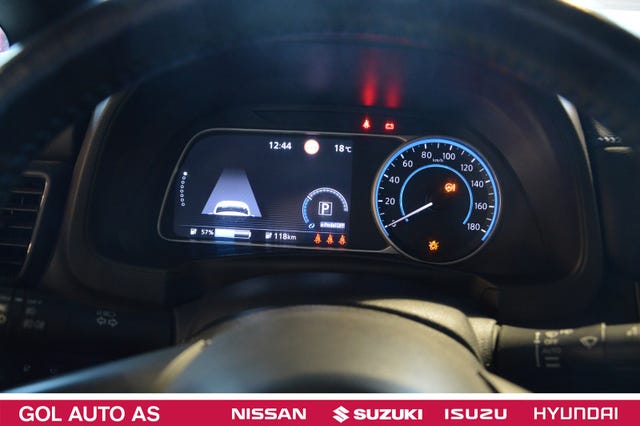2018 NISSAN LEAF - 10