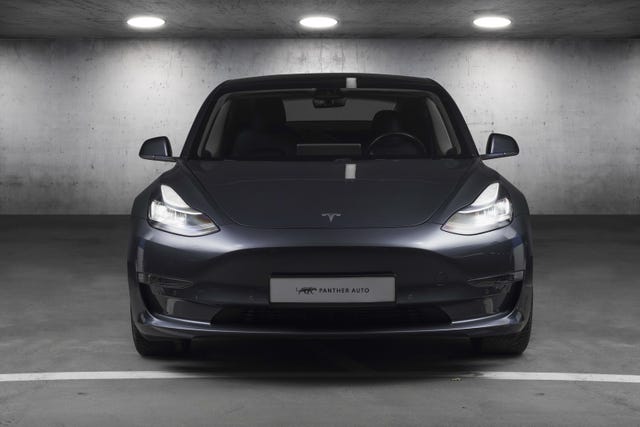 5YJ3E7EB4KF220098 2019 TESLA MODEL 3-2