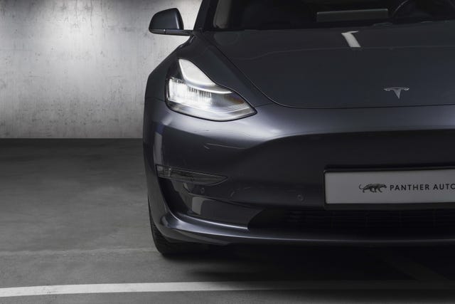 5YJ3E7EB4KF220098 2019 TESLA MODEL 3-3