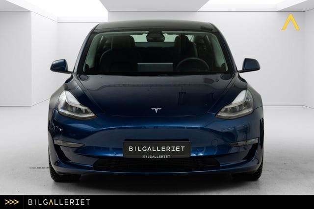 5YJ3E7EBXMF831028 2021 TESLA MODEL 3-1