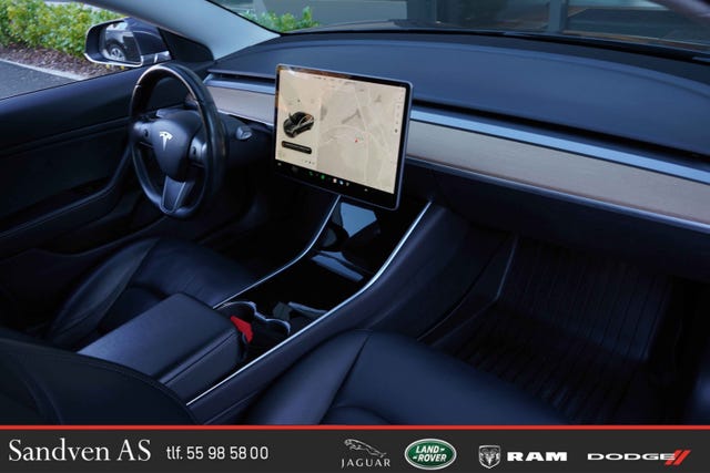 2019 TESLA MODEL 3 - 28