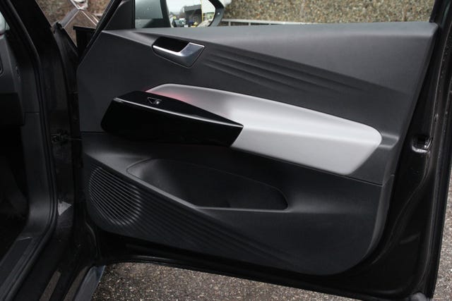 2021 VOLKSWAGEN ID.3 - 27