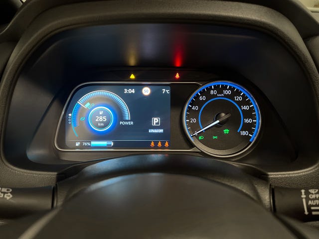 2021 NISSAN LEAF - 21