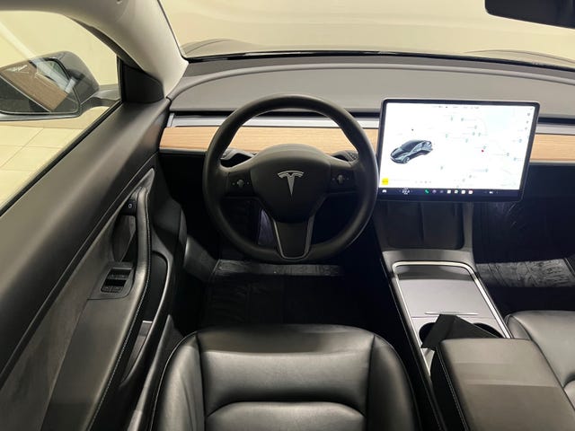 2021 TESLA MODEL 3 - 32