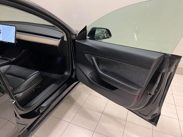 2021 TESLA MODEL 3 - 19