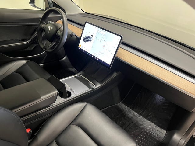 2021 TESLA MODEL 3 - 21