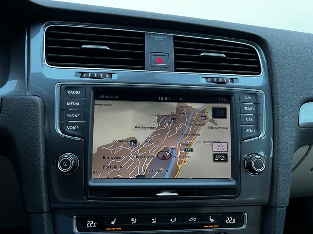 2015 VOLKSWAGEN GOLF - 24