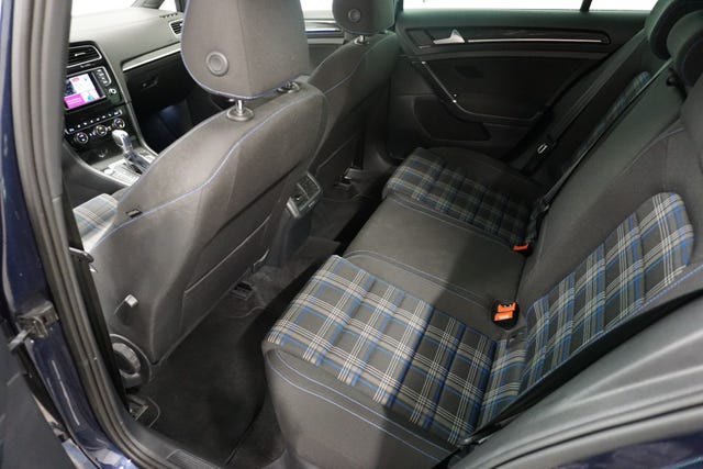 2015 VOLKSWAGEN GOLF - 20