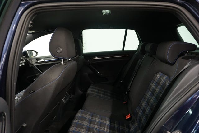 2015 VOLKSWAGEN GOLF - 21