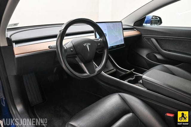2019 TESLA MODEL 3 - 10