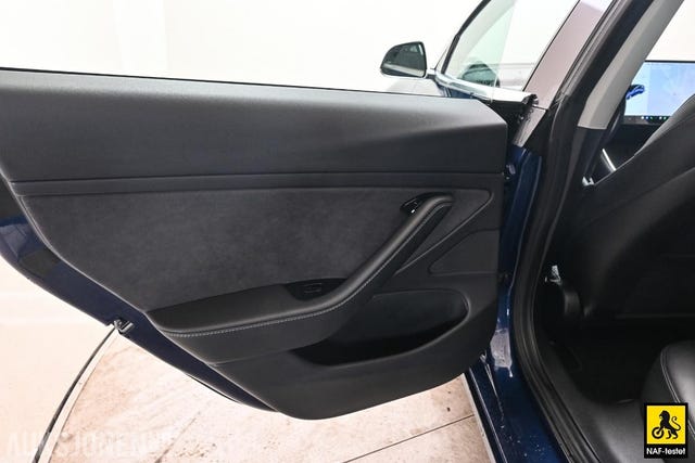 2019 TESLA MODEL 3 - 13