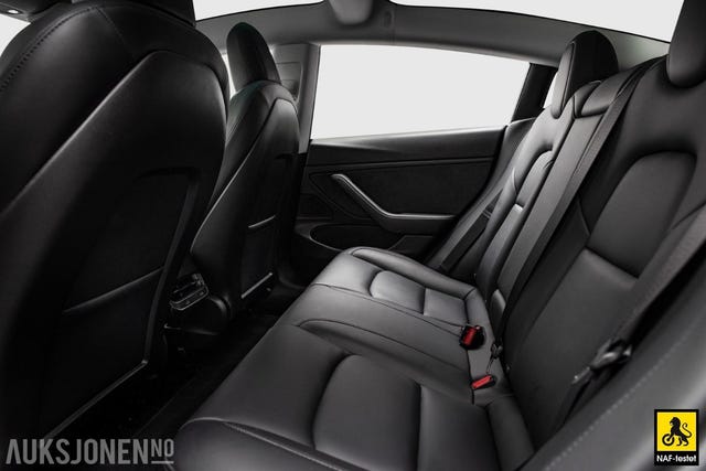 2019 TESLA MODEL 3 - 12