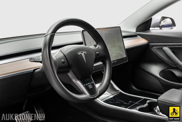 2019 TESLA MODEL 3 - 11