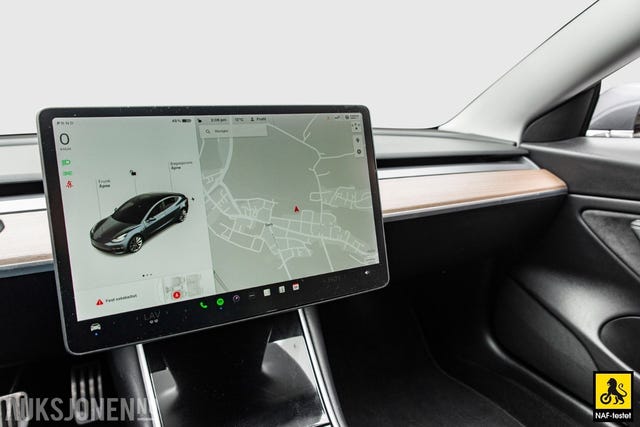 2019 TESLA MODEL 3 - 22