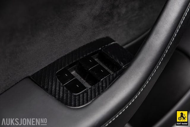 2019 TESLA MODEL 3 - 8