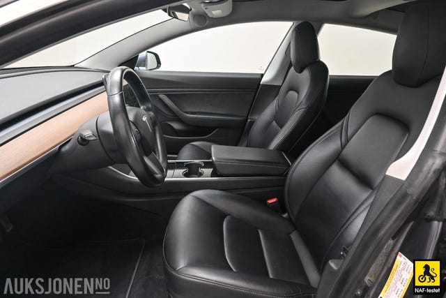 2019 TESLA MODEL 3 - 11