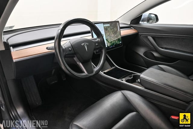 2019 TESLA MODEL 3 - 10