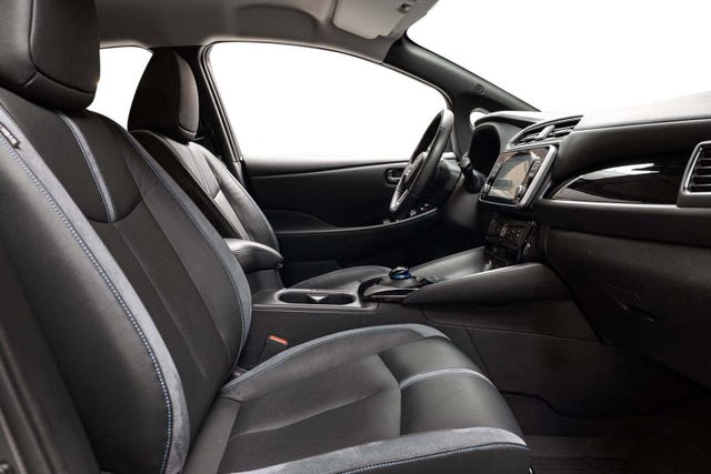 2021 NISSAN LEAF - 25