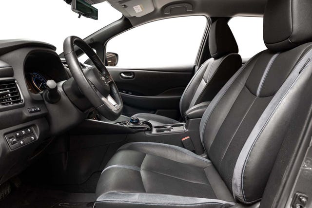 2021 NISSAN LEAF - 9