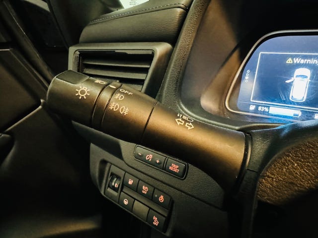 2021 NISSAN LEAF - 25