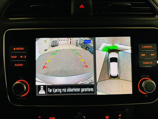 2021 NISSAN LEAF - 32