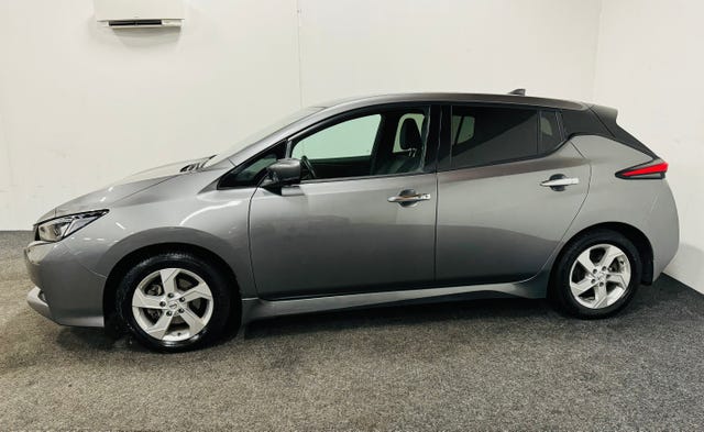 null 2021 NISSAN LEAF-2