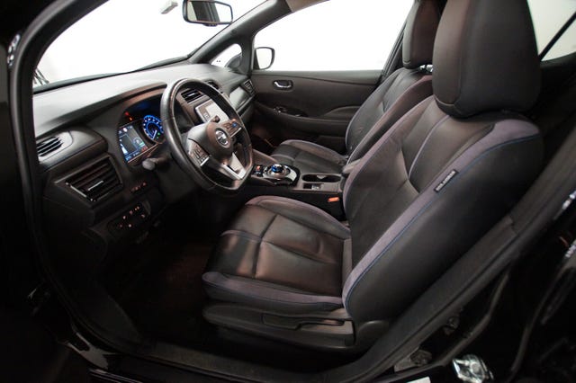 2021 NISSAN LEAF - 37