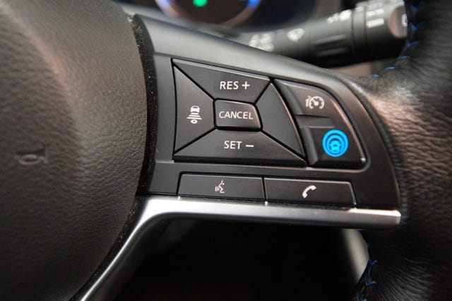 2021 NISSAN LEAF - 17