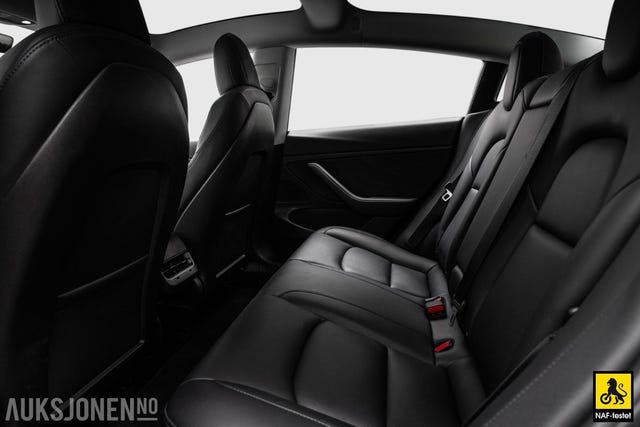 2019 TESLA MODEL 3 - 12