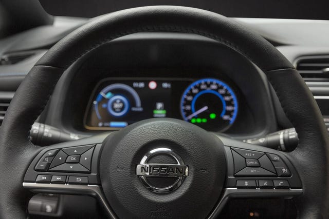 2021 NISSAN LEAF - 15