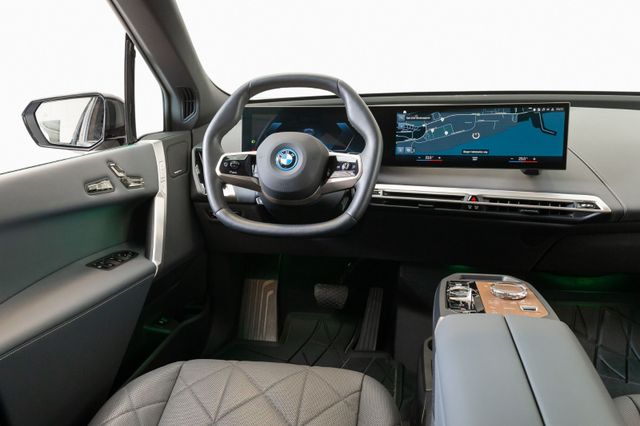 2022 BMW IX XDRIVE 50 - 31