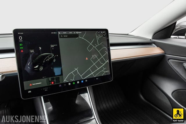 2019 TESLA MODEL 3 - 21