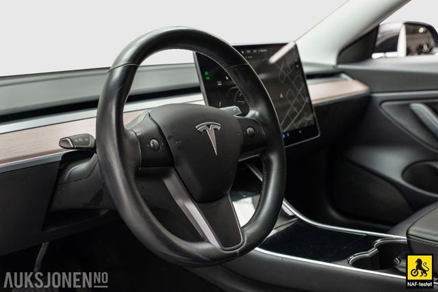 2019 TESLA MODEL 3 - 11
