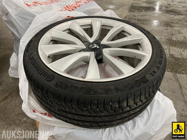 2019 TESLA MODEL 3 - 36