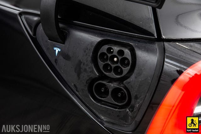 2019 TESLA MODEL 3 - 34