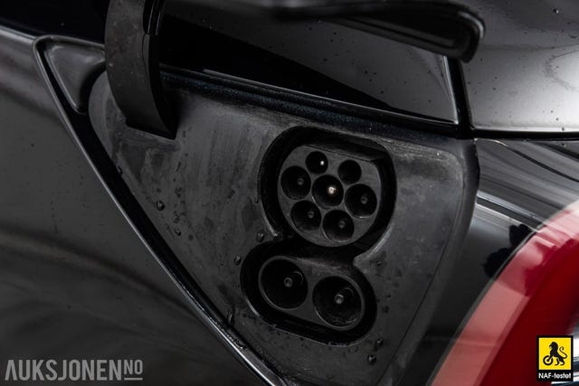 2019 TESLA MODEL 3 - 34