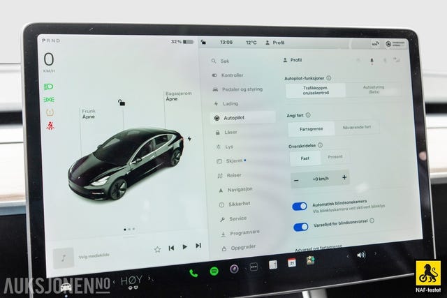 2019 TESLA MODEL 3 - 22