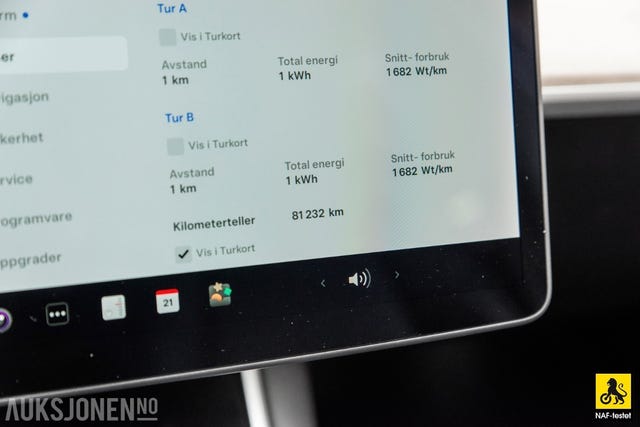 2019 TESLA MODEL 3 - 27