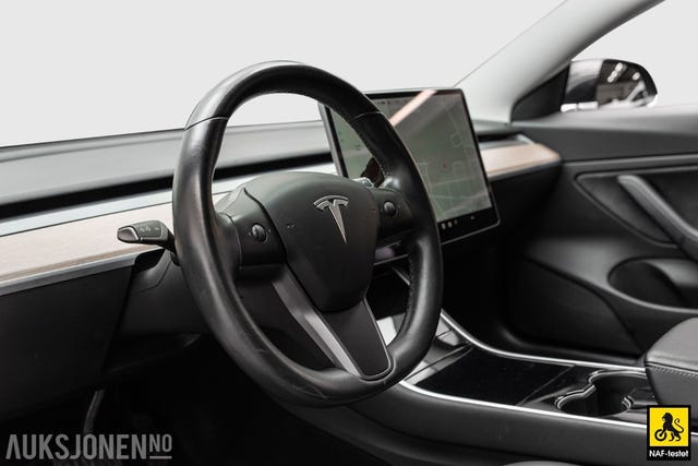 2019 TESLA MODEL 3 - 11
