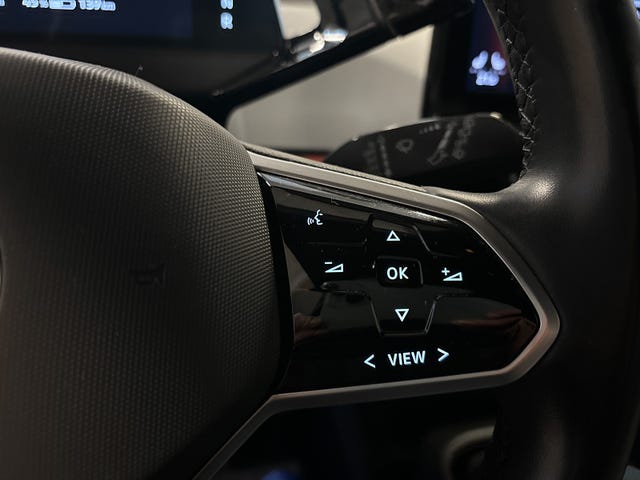 2021 VOLKSWAGEN ID.3 - 27