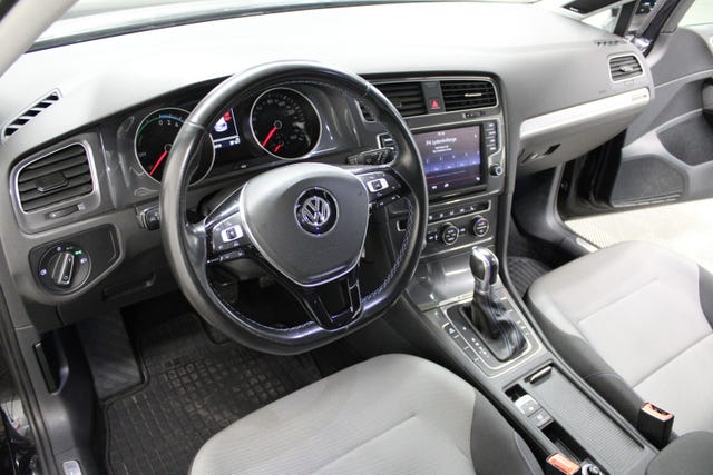 2015 VOLKSWAGEN GOLF - 20