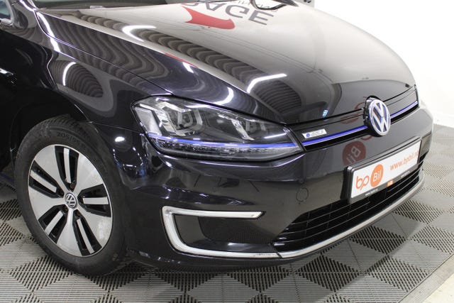 2015 VOLKSWAGEN GOLF - 12