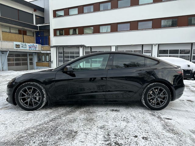 5YJ3E7EB9MF833157 2021 TESLA MODEL 3-2