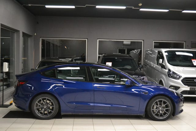 5YJ3E7EB5MF882131 2021 TESLA MODEL 3-3