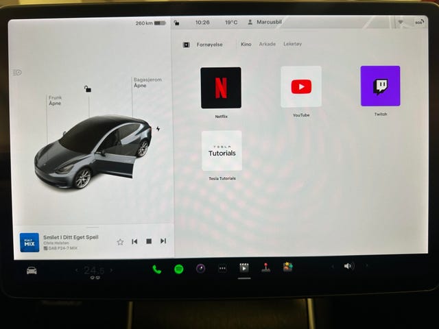 2019 TESLA MODEL 3 - 16