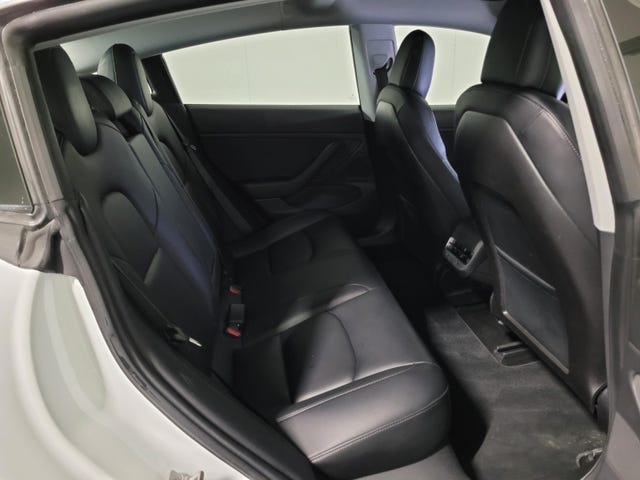 2019 TESLA MODEL 3 - 19
