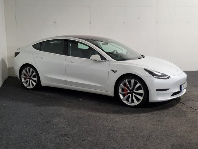 5YJ3E7EB9KF207427 2019 TESLA MODEL 3-4