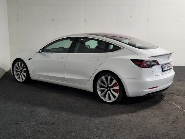 2019 TESLA MODEL 3 - 8