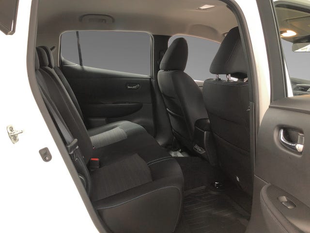 2021 NISSAN LEAF - 24