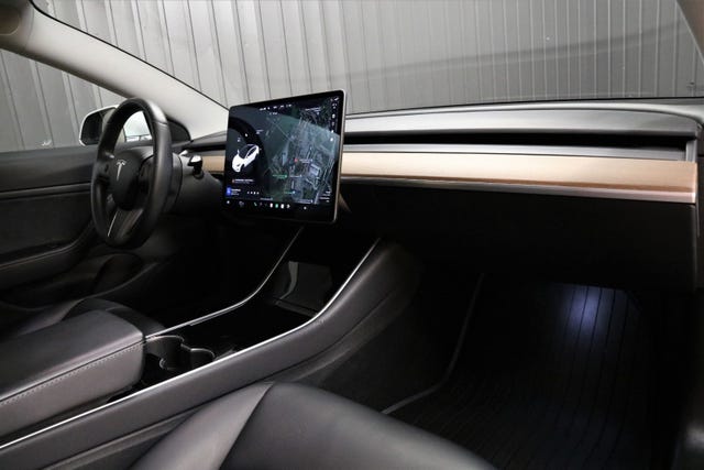 2019 TESLA MODEL 3 - 15